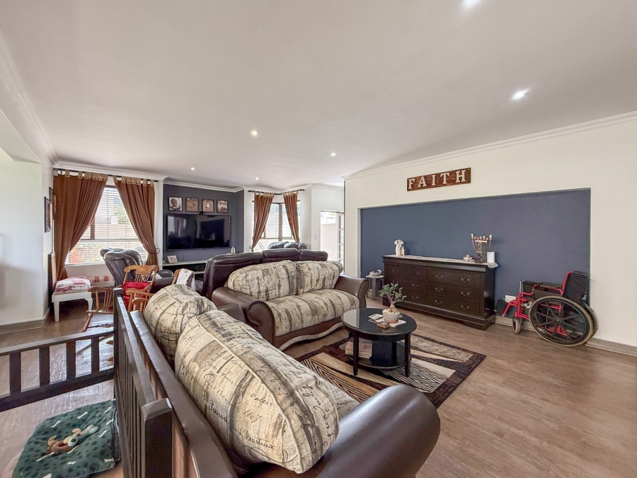 3 Bedroom Property for Sale in Xanadu Nature Estate North West